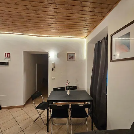 Lägenhet Casa Girasole 5 Min